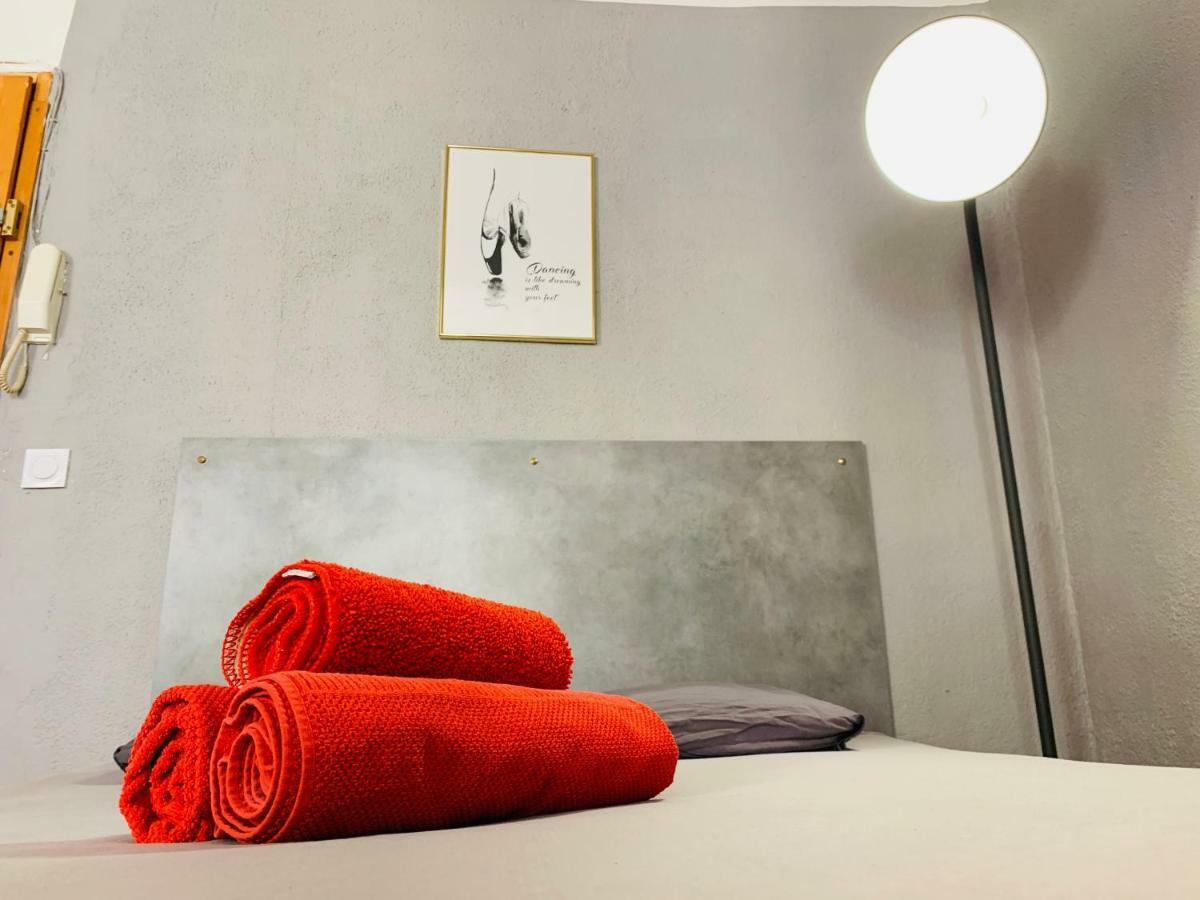 Granet Studio Apartment Aix-en-Provence Bagian luar foto